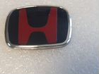 Эмблема на руль Honda 2007 - 2013 черная с красным