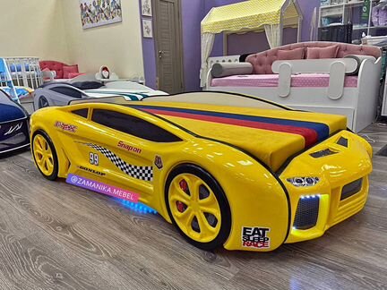 Детская кровать с матрасом машина
