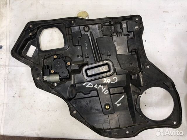 Панель двери задний левый Mazda Demio DY5W zyve