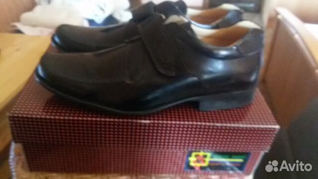 Школьные туфли