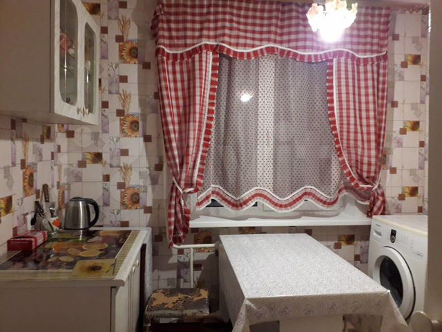 2-к. квартира, 54 м², 1/5 эт.