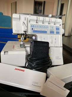 Швейная машина Каверлок Janome 1200D