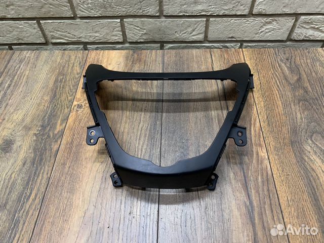 Hyundai Avante Накладка центральной панели