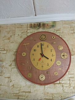 Часы настенные и настольные ходики