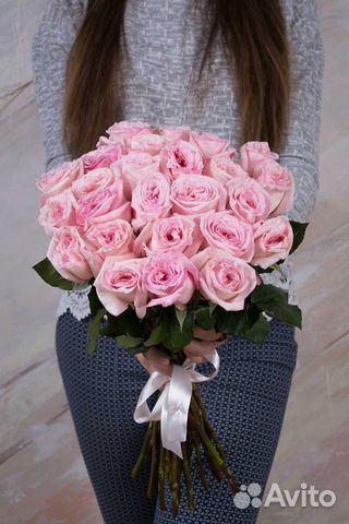 Розы пионовидные 