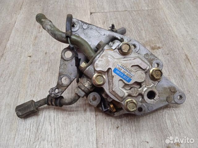 Насос гидроусилителя Mazda Mpv 2 GY 2004