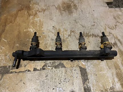 Топливная рампа Kia Rio 1 A5D