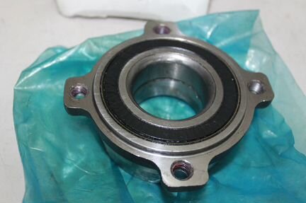 BMW Е70 Подшипник ступицы задний 33416795961