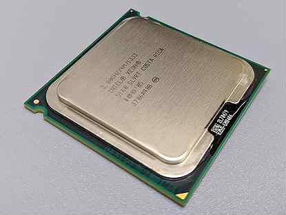 Intel Xeon 5310 Quad-Core Prozessor 1.6GHz, 8 MB Cache, Sockel F, 1066MHz FSB 