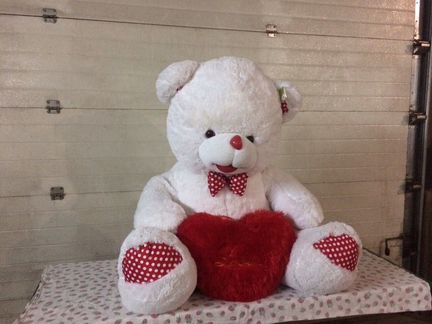 Плюшевый медведь