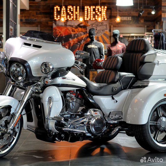 2020 Harley Street Glide Trike