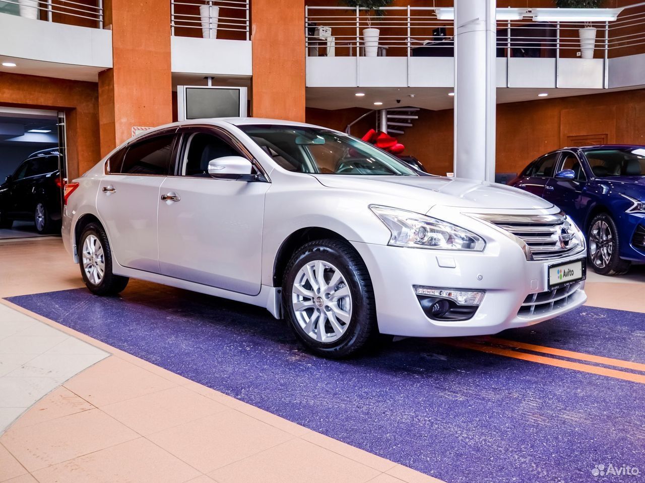 Купить б/у Nissan Teana III 3.5 CVT (249 л.с.) бензин вариатор в Москве: красный