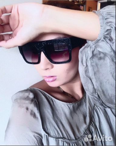 Очки солнцезащитные женские со стразами