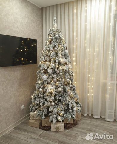 Елка искусственная заснеженная