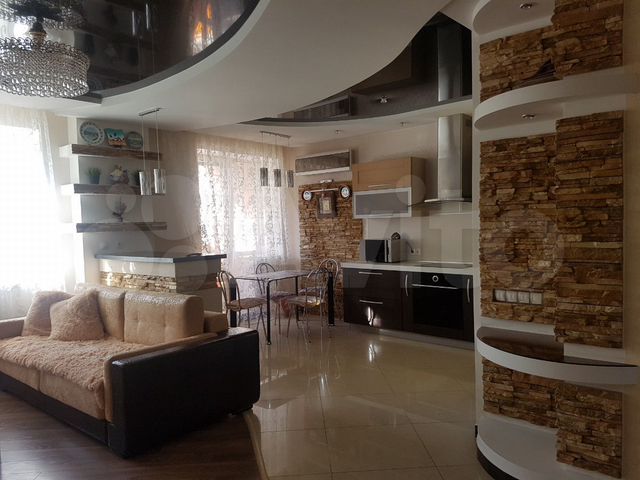 2-к. квартира, 86 м², 7/14 эт.