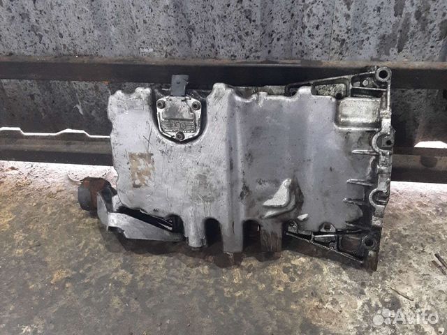 Поддон Audi A6 C6 2.0 TDI