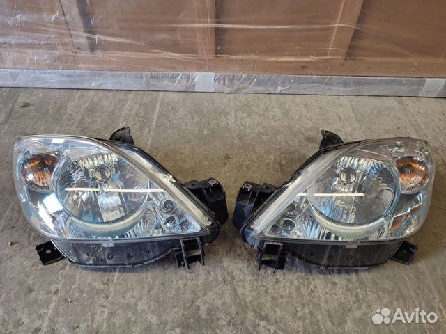 Фары на Mazda Demio рестайлинг 2005-2007