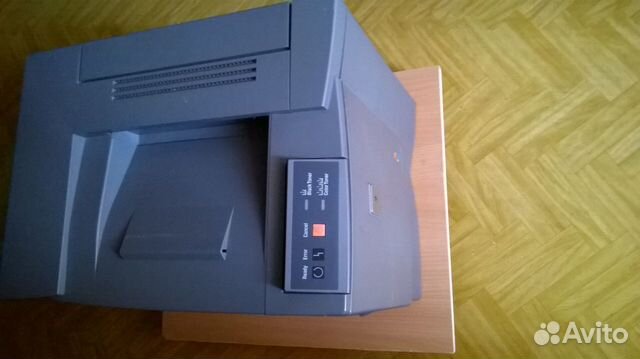 Цветной лазерный принтер Minolta QMS 2300W