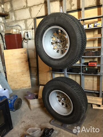 Стойка для хранения колес