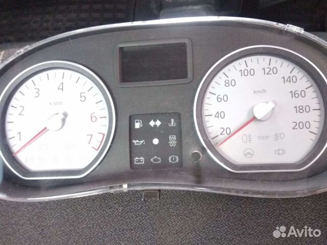 Продам щиток приборов Логан/Сандеро