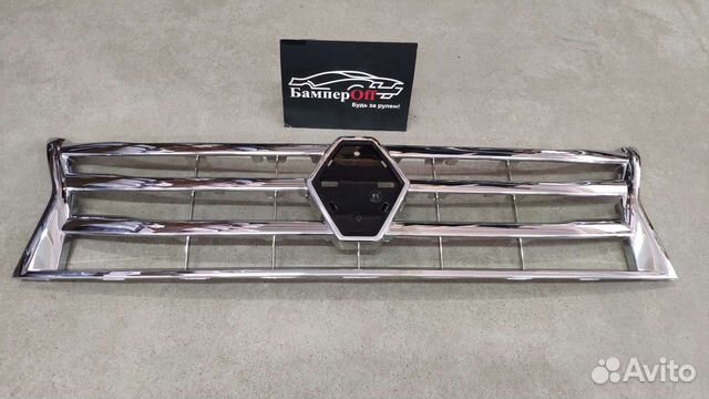 Решетка радиатора Renault Duster 2010-2015