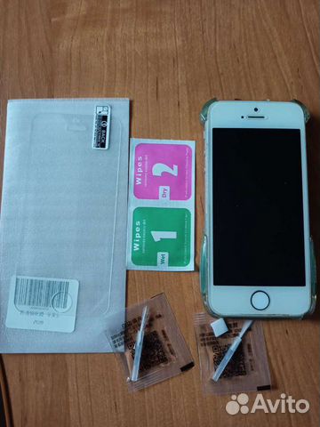 Стекло для Айфона 5s
