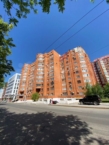 5-к. квартира, 130 м², 5/13 эт.