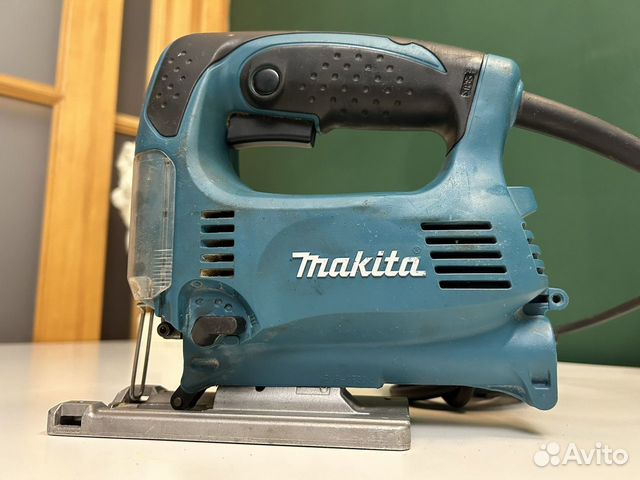 Электролобзик Makita 4329