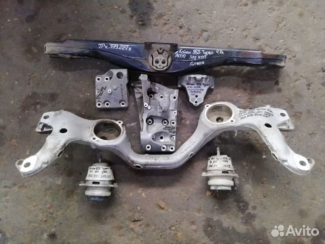 Porsche Cayenne 958 2011 4.8 turbo Опора Двс АКПП