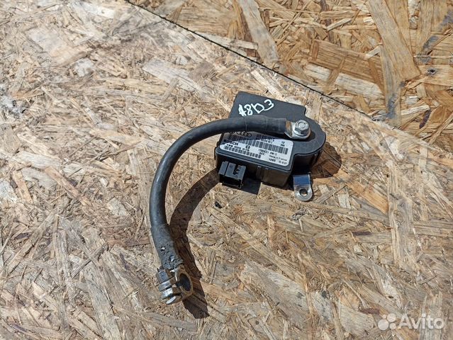 Блок акб Audi A8 D3