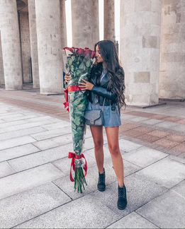 Гигантские розы