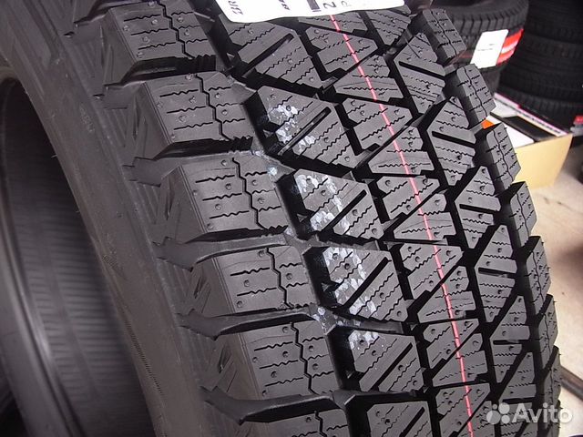 Bridgestone Blizzak DM-V3 235/65 R17 108S