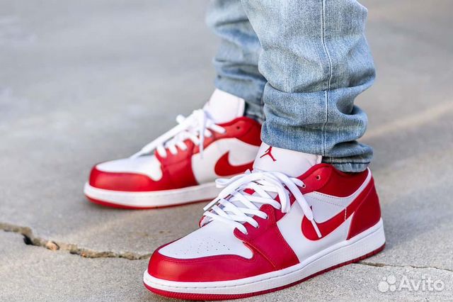air 1 low red