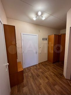 2-к. квартира, 50 м², 2/9 эт.