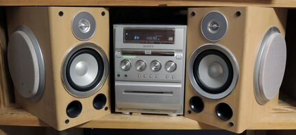 Музыкальный DVD караоки центр sony CMT-GP8D HI-FI