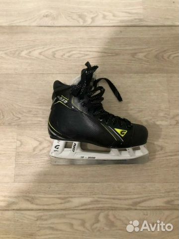 Коньки для хоккея с мячом р.40