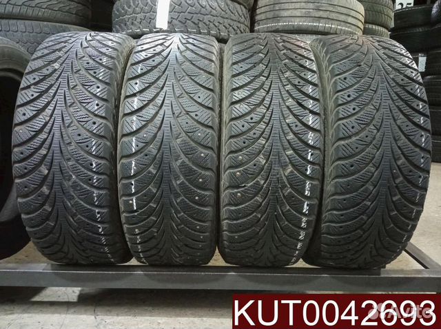Goodyear UltraGrip Extreme 205/55 R16 107U