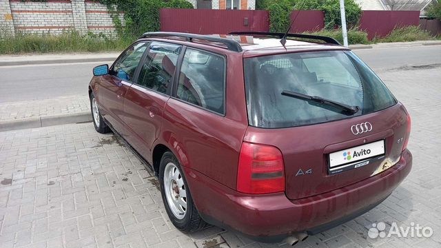 Audi A4 1.8 AT, 1998, 302 000 км