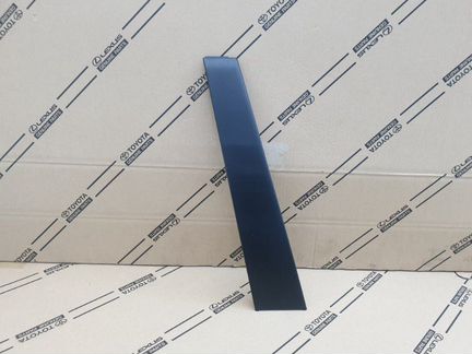 Накладка рамки двери передняя правая Hyundai