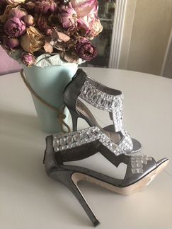 Босоножки Miss KG с декоративными бусинами