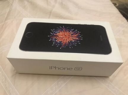 Телефон айфон se 32