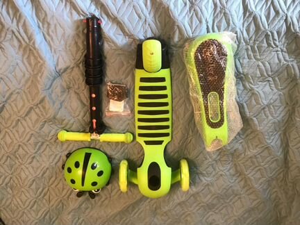 Детский самокат божья коровка