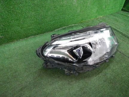 Фара правая Mercedes GLE W166 (2015-2018) LED A166