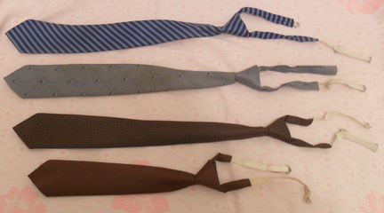 Галстуки б/у продам обмен