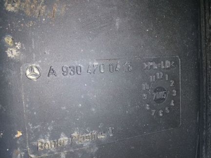 Бак мочевины 85 л. Мерседес 9304700415