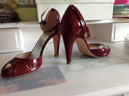 Туфли бардовые лаковая кожа брэндовые 38р