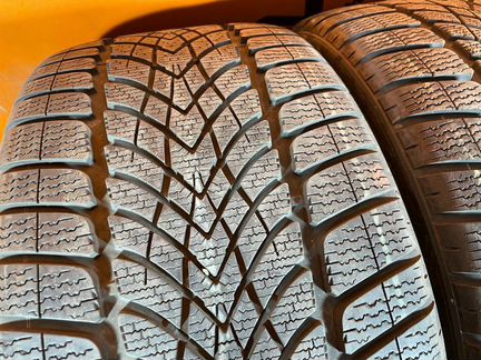 275 30 21 Зимние б/у шины Dunlop 4D