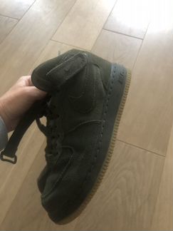 Кроссовки Nike