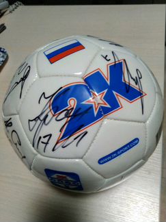 Футбольный мяч с автографами пфк цска 2009