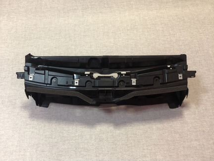 Воздухозаборник радиатора бмв Ф30 BMW F30